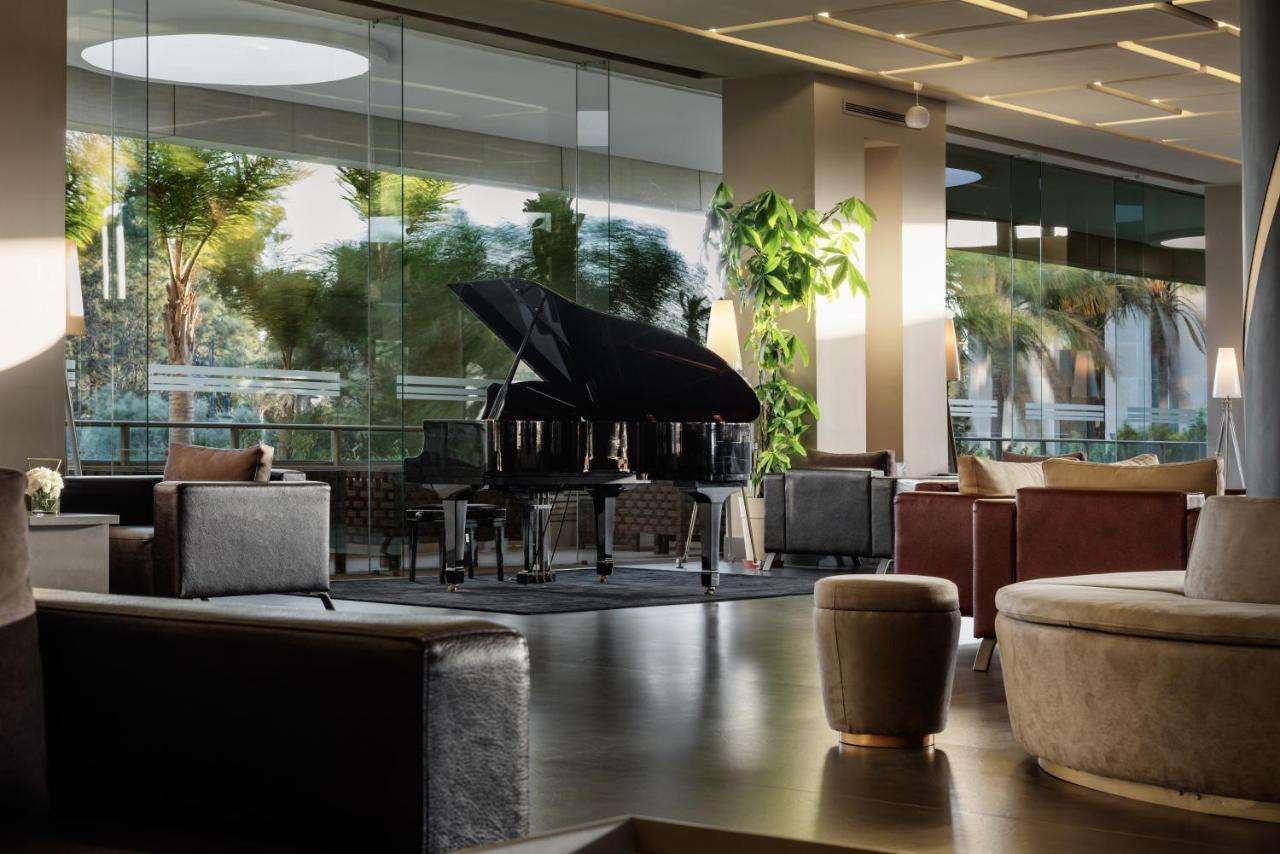 Moevenpick Hotel & Casino Malabata Tanger Exterior foto The piano in the lobby
